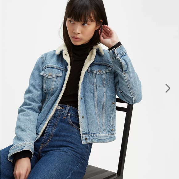 NWOT: Levi’s ORIGINAL SHERPA TRUCKER JACKET - Picture 1 of 5